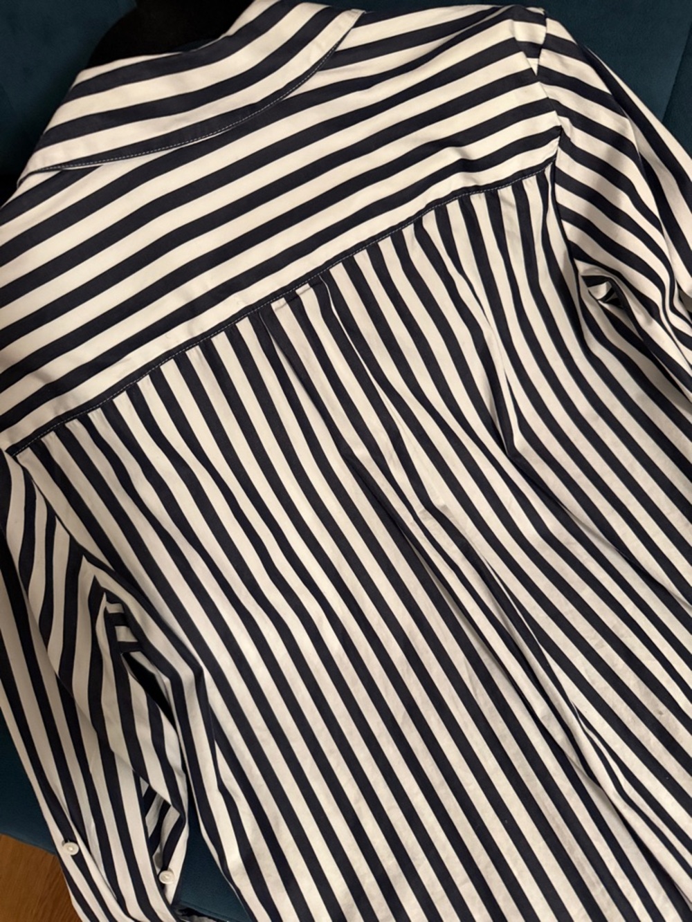 Easy Y-Neck Button-Up Shirt, Sz. S in Dark Midnight - Picture 6 of 7